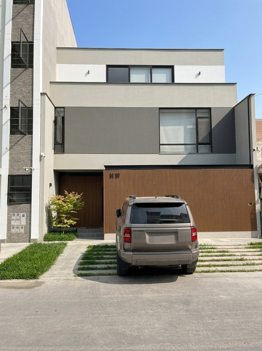 Casa CF con Doble Altura en Jockey Club | ARAM Arquitectos